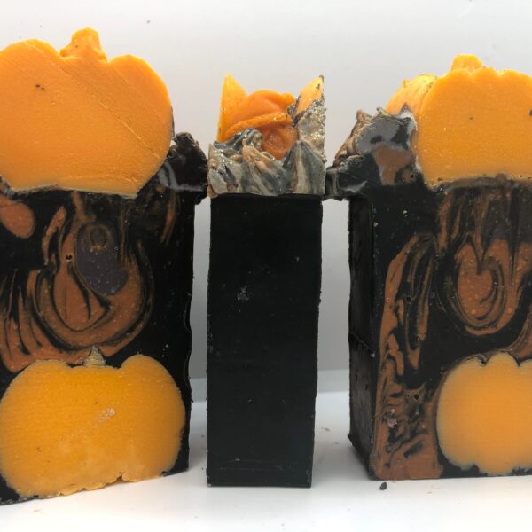 Savons_citrouilles_luxe_Artisanal_arduinna_jessie_seguin_herboriste